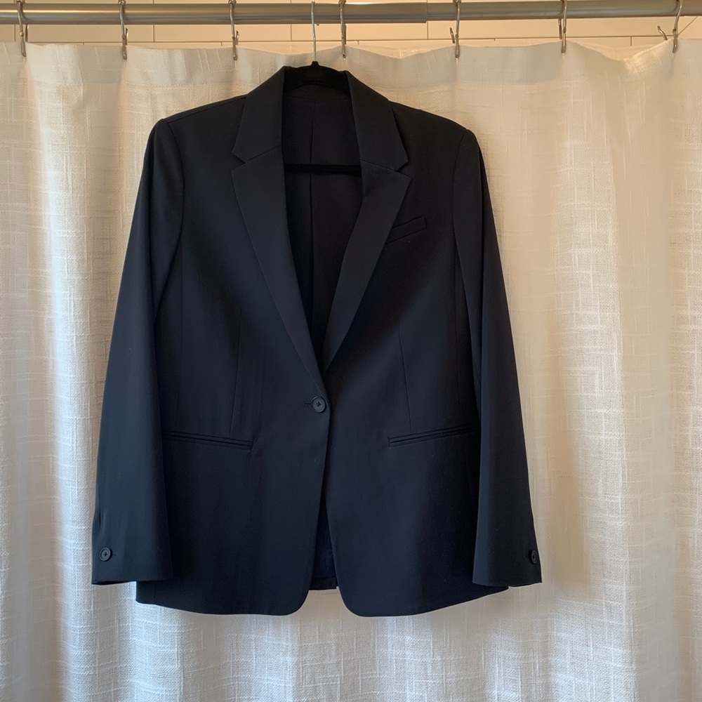 Everlane Italian goweave classic navy blazer